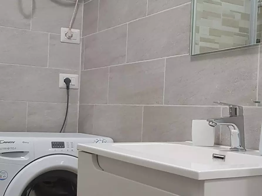 Immagine 12 di Appartamento in affitto  in Via Federico Confalonieri5 a Milano