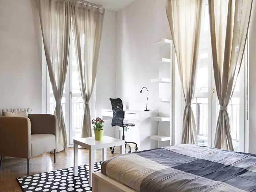 Immagine 2 di Camera in affitto  in Via Pellegrino Rossi80 a Milano