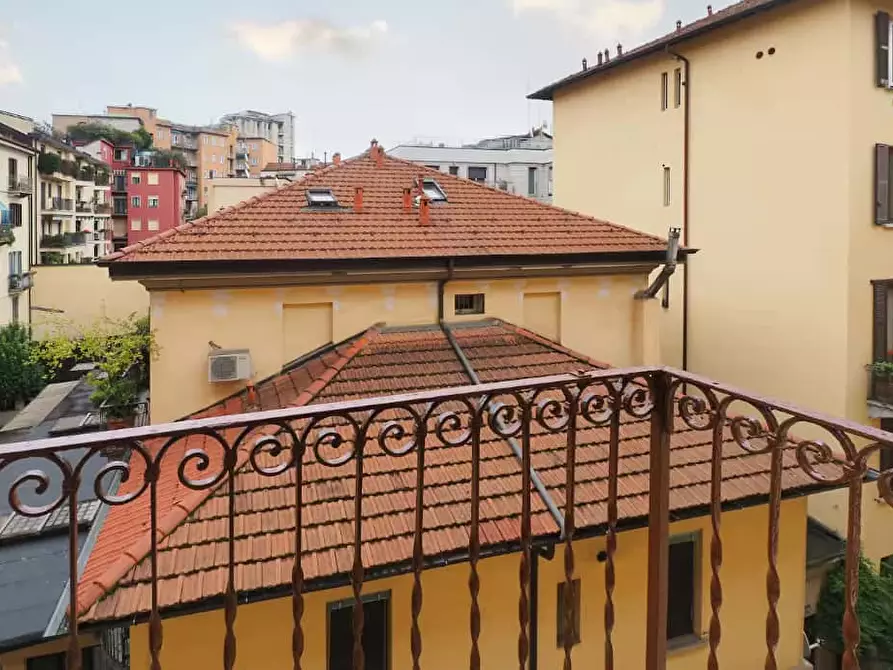 Immagine 40 di Appartamento in affitto  in Via Melzo16 a Milano