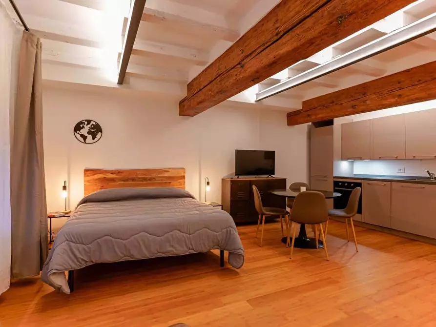 Immagine 1 di Appartamento in affitto  in Via de' Pepoli2 a Bologna