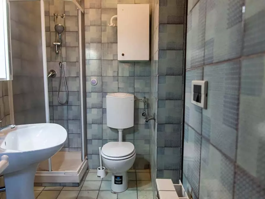 Immagine 6 di Camera in affitto  in Via Nomentana263 a Roma