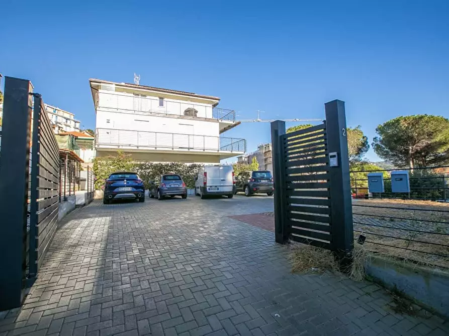 Immagine 19 di Appartamento in affitto  in Via Marchese Maglioni5 a Andora