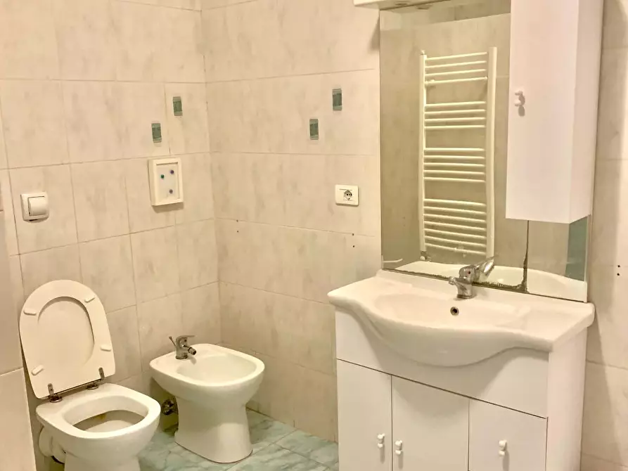 Immagine 7 di Camera in affitto  in Viale Ca' Granda29 a Milano