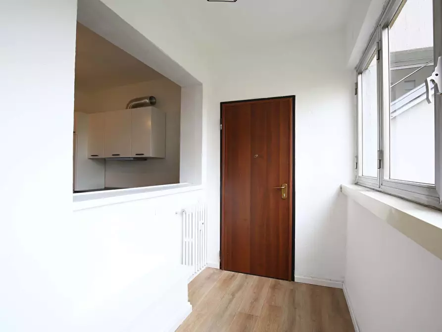 Immagine 11 di Camera in affitto  in Via Carlo Marx26 a Milano