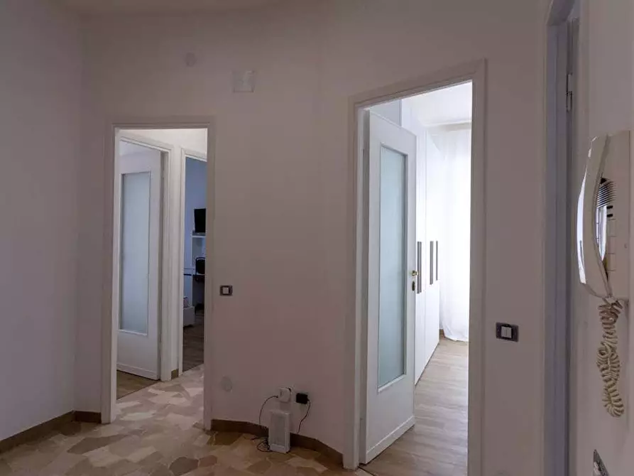 Immagine 27 di Camera in affitto  in Viale San Gimignano4 a Milano