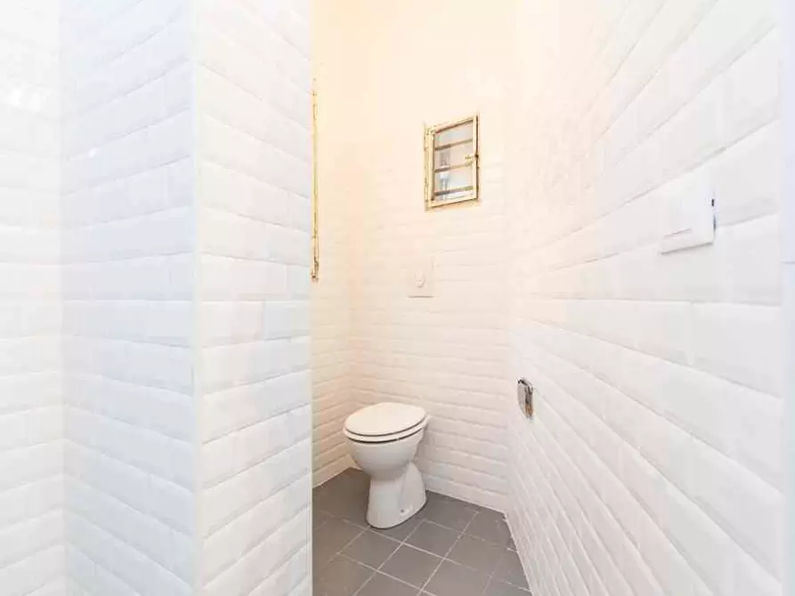 Immagine 26 di Camera in affitto  in Via San Marco20 a Milano