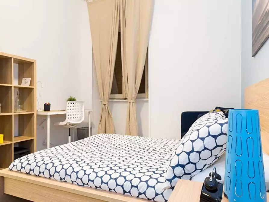 Immagine 3 di Camera in affitto  in Via Alfredo Campanini3 a Milano