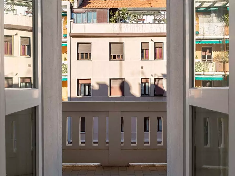 Immagine 7 di Camera in affitto  in Via Gardone5 a Milano