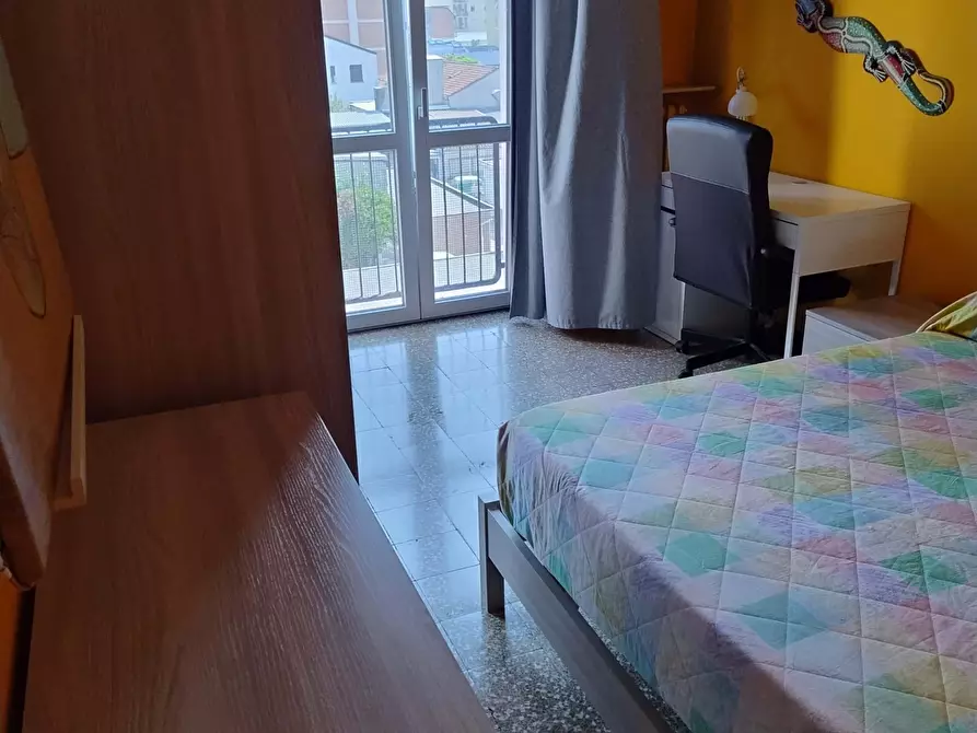 Immagine 1 di Camera in affitto  in Via Teano36 a Milano