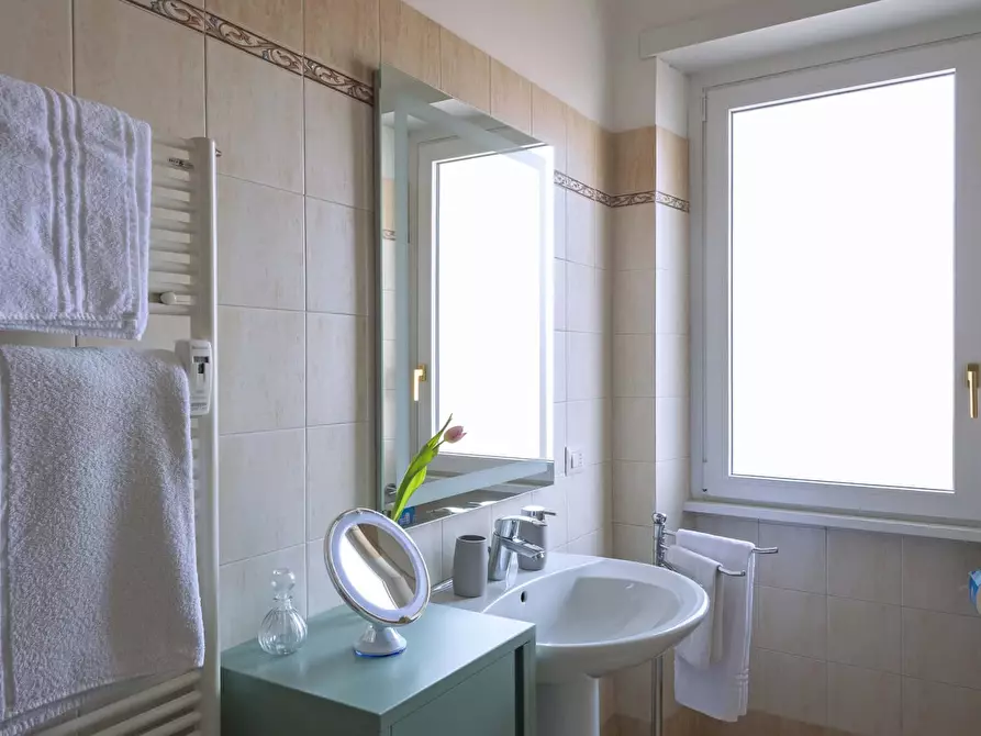 Immagine 22 di Appartamento in affitto  in Via Alberto da Giussano63 a Roma