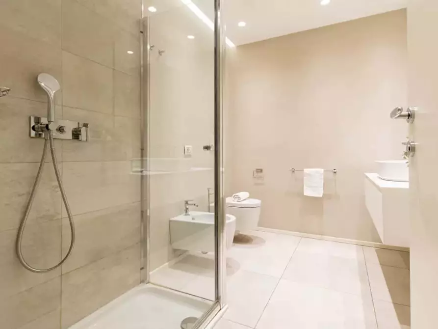 Immagine 27 di Appartamento in affitto  in Via Santa Maria Fulcorina a Milano