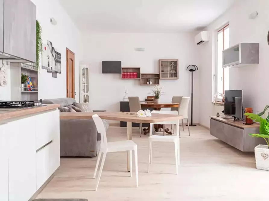 Immagine 1 di Appartamento in affitto  in Via Plinio34 a Milano