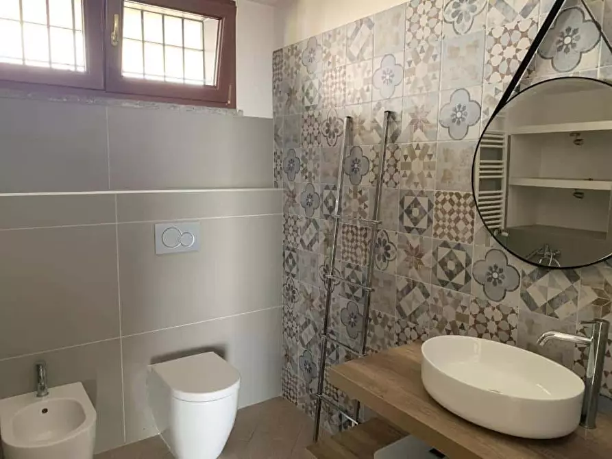 Immagine 36 di Appartamento in affitto  in via Giorgio Bassani72 a Roma