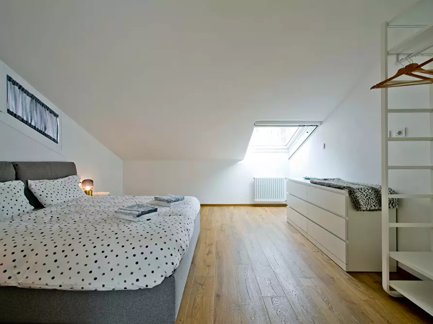 Immagine 12 di Appartamento in affitto  in Via Zezio45 a Como