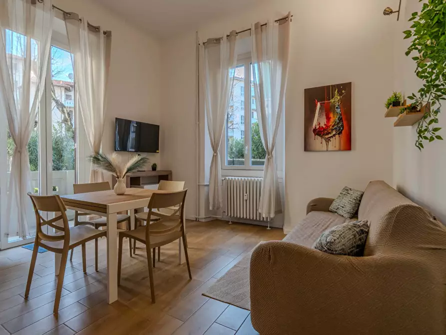 Immagine 29 di Appartamento in affitto  in Via Giovanni Pascoli4 a Milano