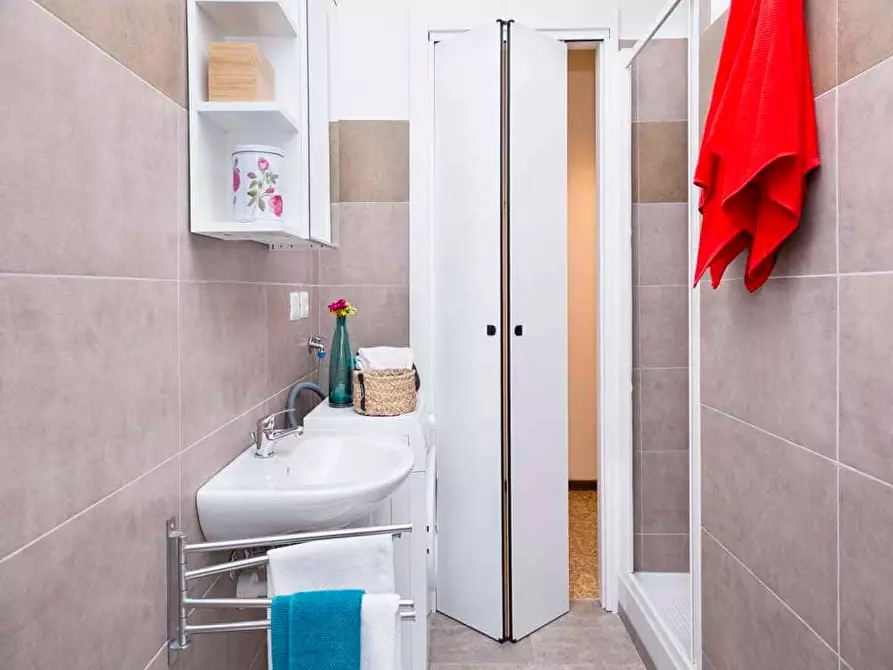 Immagine 45 di Camera in affitto  in Viale Carlo Espinasse12 a Milano