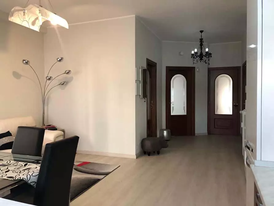 Immagine 8 di Camera in affitto  in Via Cellini2 a Moncalieri