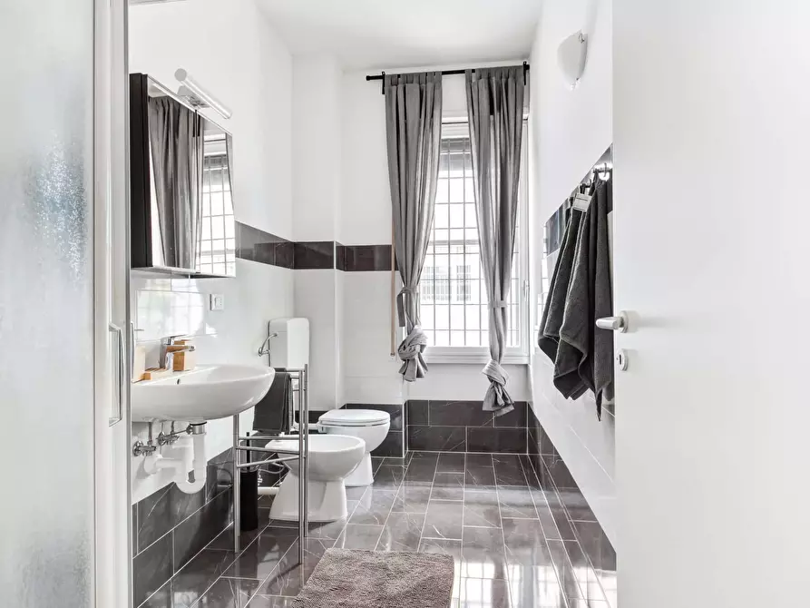 Immagine 6 di Camera in affitto  in Via Stromboli1 a Milano