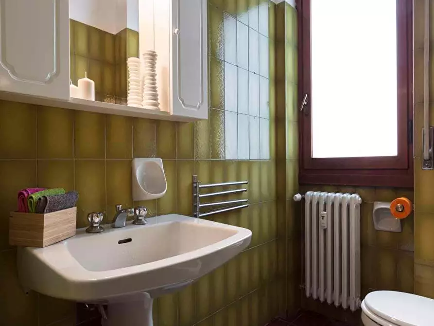 Immagine 20 di Camera in affitto  in Via Francesco Arese12 a Milano