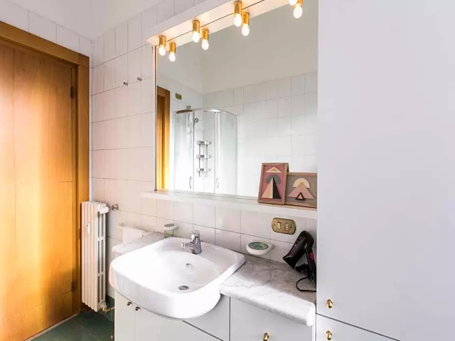 Immagine 51 di Camera in affitto  in Viale Edoardo Jenner64 a Milano