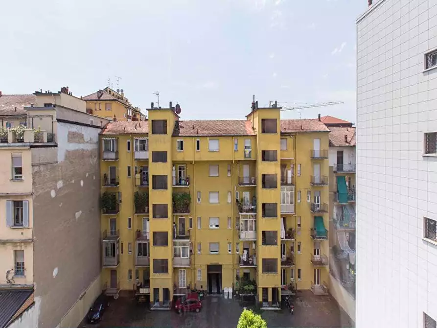 Immagine 3 di Camera in affitto  in Via Volterra12 a Milano