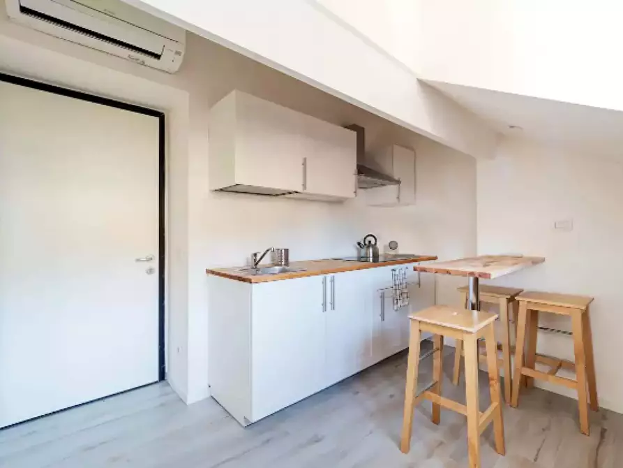 Immagine 8 di Appartamento in affitto  in Via Giovanni Battista Sammartini21 a Milano