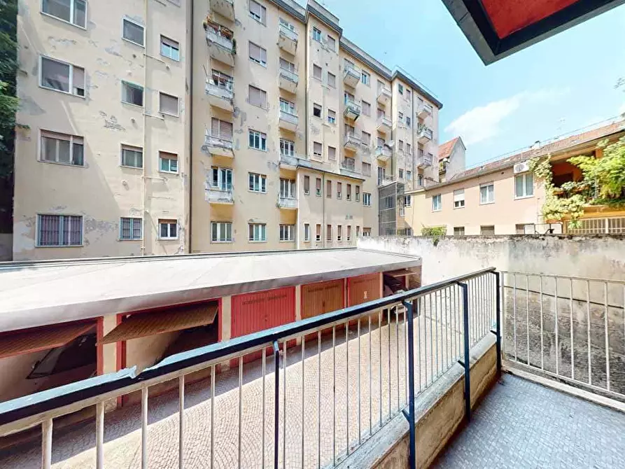 Immagine 14 di Camera in affitto  in Via Anco Marzio4 a Milano