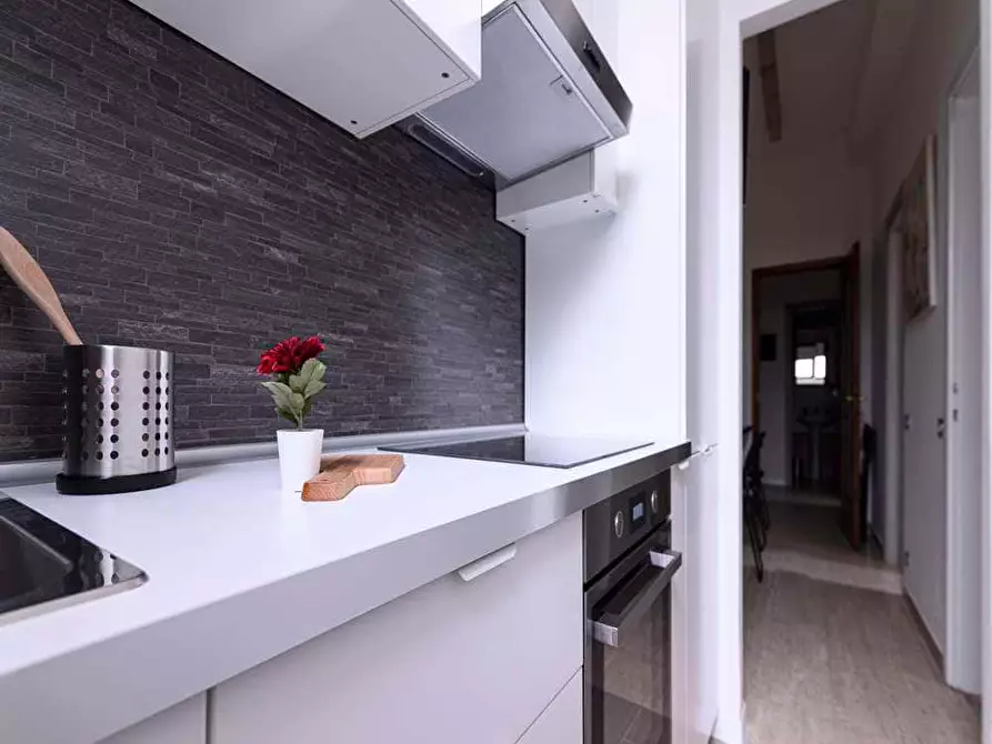 Immagine 21 di Camera in affitto  in Via Ippodromo9 a Milano