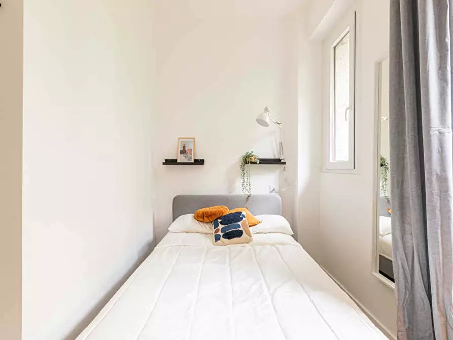 Immagine 6 di Camera in affitto  in Largo Cavalieri di Malta10 a Milano