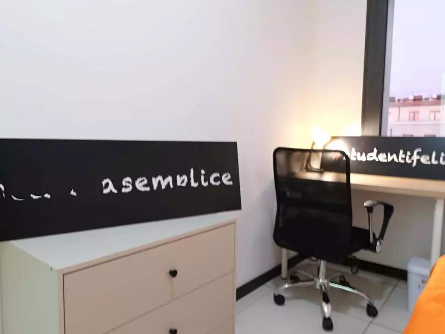 Immagine 6 di Camera in affitto  in Via Michele Coppinosnc a Sassari