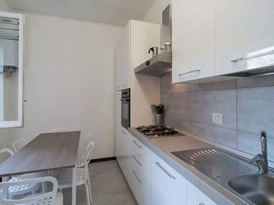 Immagine 14 di Camera in affitto  in Via Francesco Reina14 a Milano