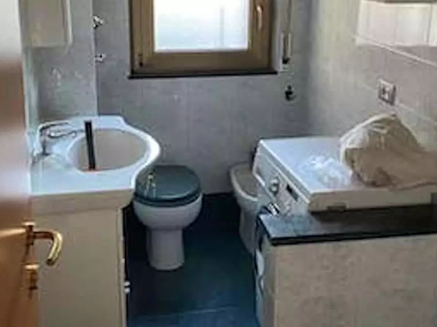 Immagine 17 di Camera in affitto  in Via Guido Gozzano1 a Cinisello Balsamo