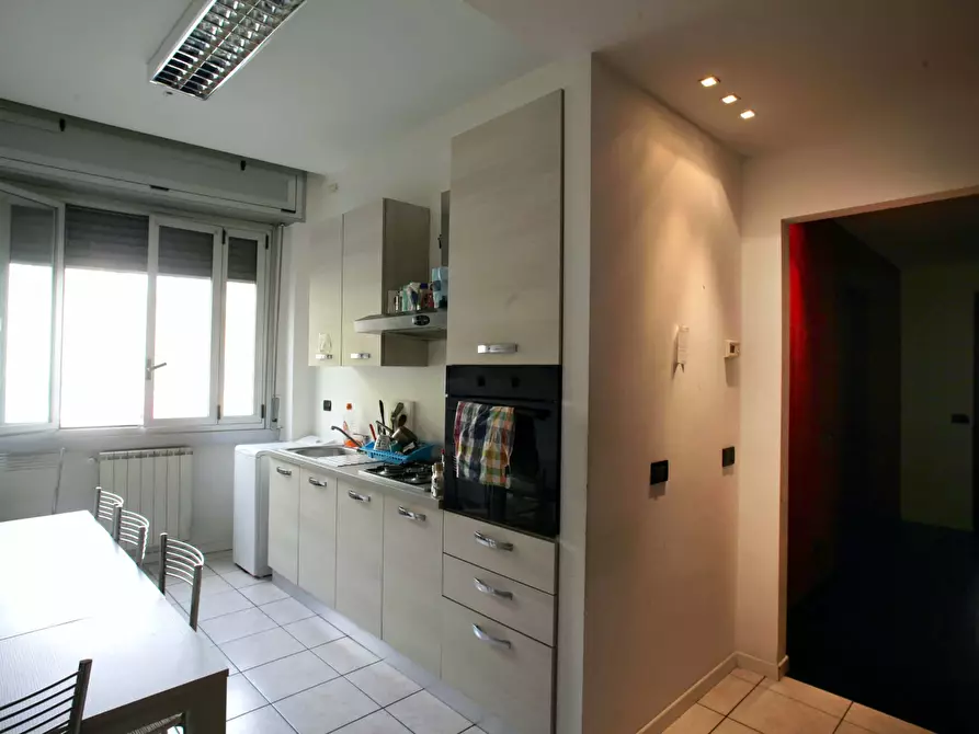 Immagine 2 di Appartamento in affitto  in Viale Liguria51 a Milano