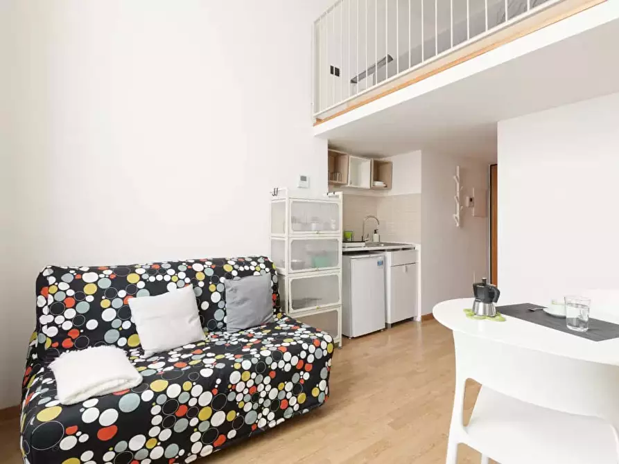 Immagine 12 di Appartamento in affitto  in Corso Magenta25 a Milano