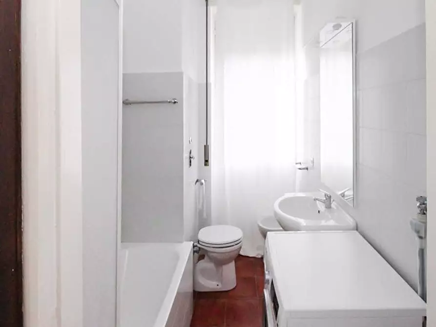 Immagine 5 di Camera in affitto  in Via Raffaello Bertieri1 a Milano