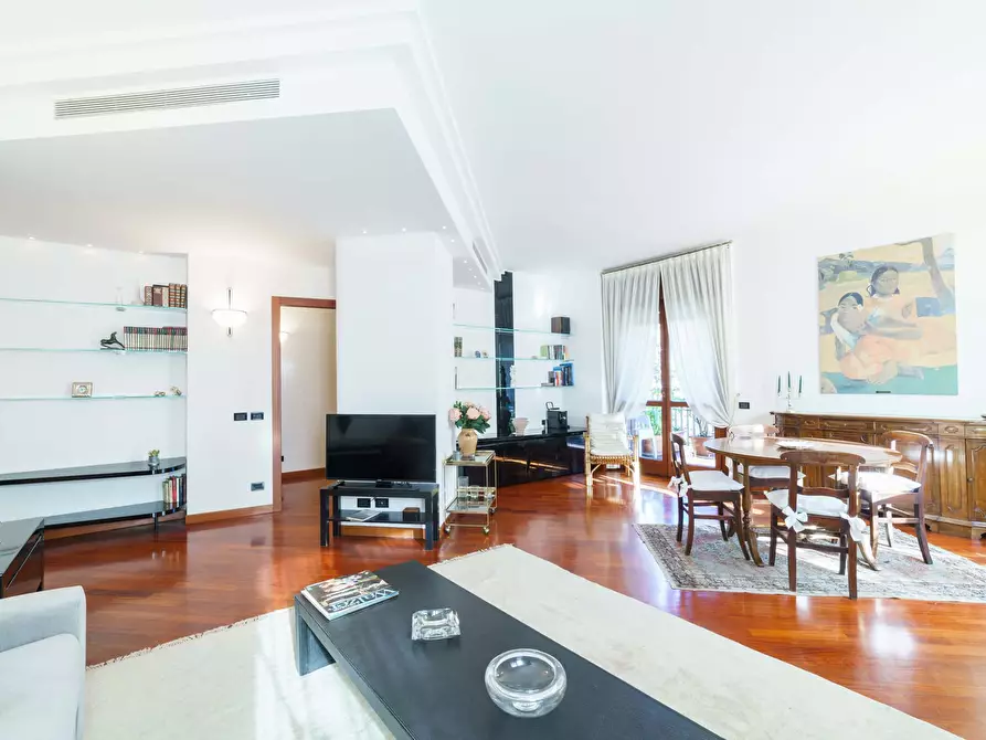 Immagine 1 di Appartamento in affitto  in Viale San Gimignano13 a Milano