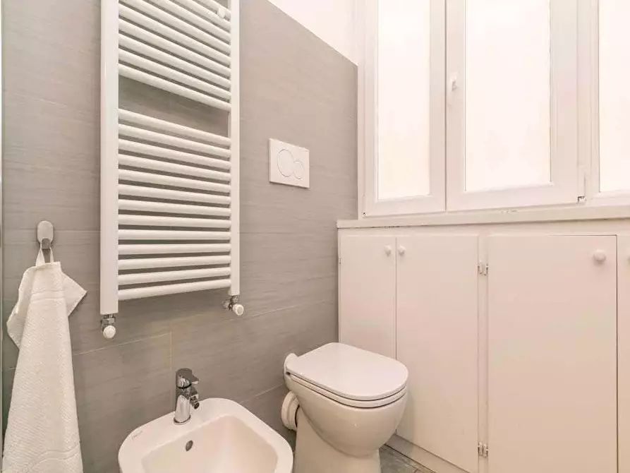 Immagine 29 di Camera in affitto  in Corso San Gottardo40 a Milano