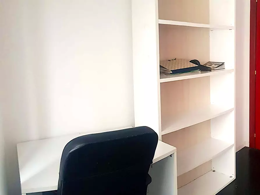 Immagine 5 di Camera in affitto  in Viale Liguria51 a Milano