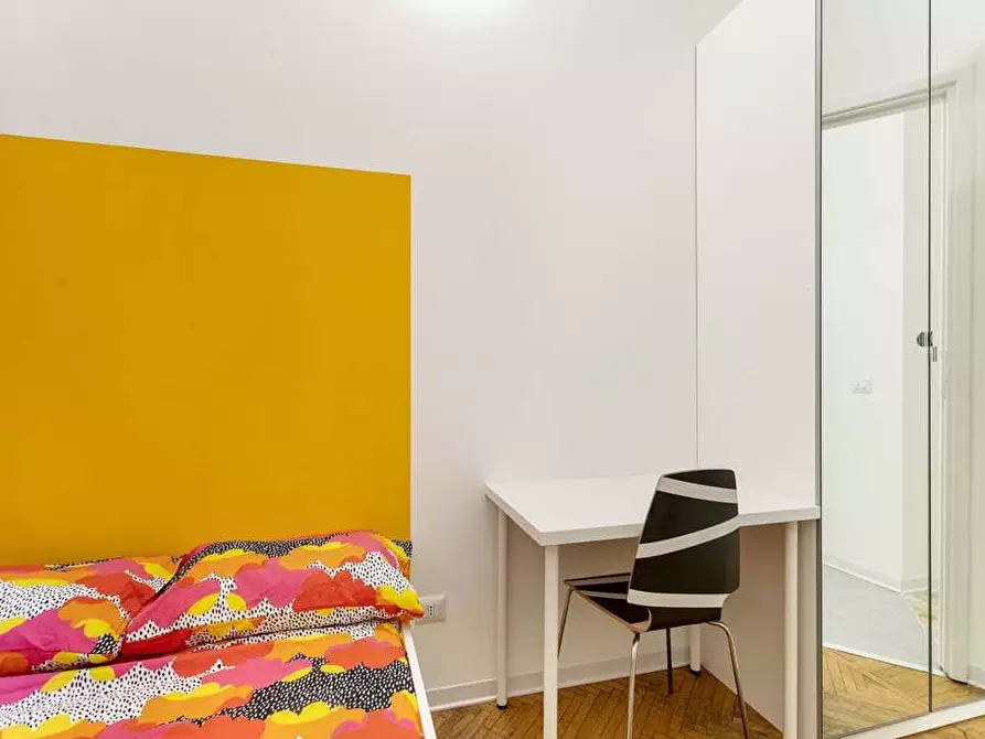 Immagine 2 di Camera in affitto  in Corso di Porta Vittoria8 a Milano