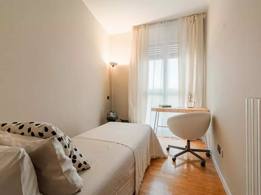 Immagine 26 di Appartamento in affitto  in Via Pietro Custodi3 a Milano