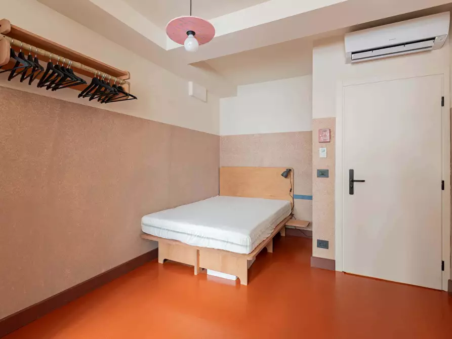 Immagine 4 di Camera in affitto  in Via Privata Tobruk6 a Milano