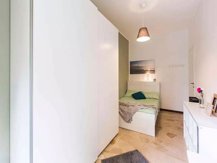 Immagine 6 di Camera in affitto  in Via Raffaello Bertieri1 a Milano