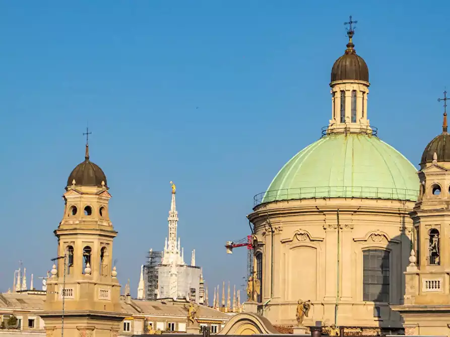 Immagine 15 di Appartamento in affitto  in Via dei Piatti8 a Milano