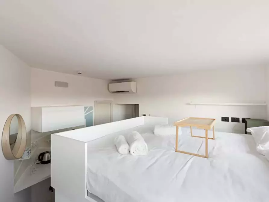 Immagine 16 di Appartamento in affitto  in Corso Magenta25 a Milano