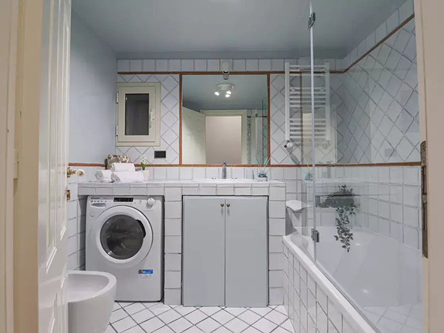 Immagine 5 di Appartamento in affitto  in Via Augusto Riboty18 a Roma