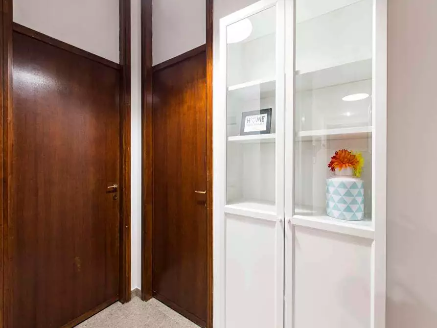 Immagine 29 di Camera in affitto  in Via Rubens23 a Milano