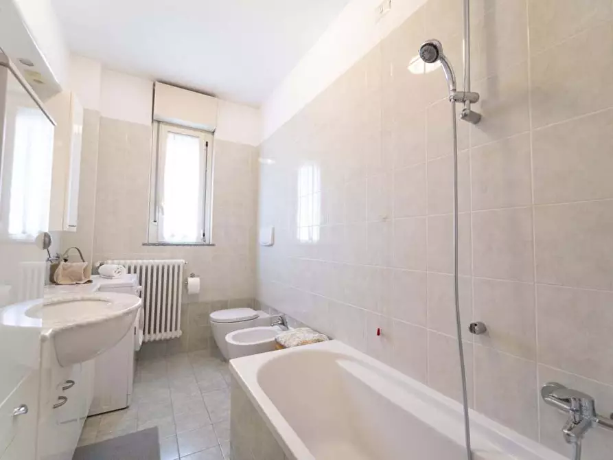 Immagine 6 di Appartamento in affitto  in Via Adamello8 a Milano