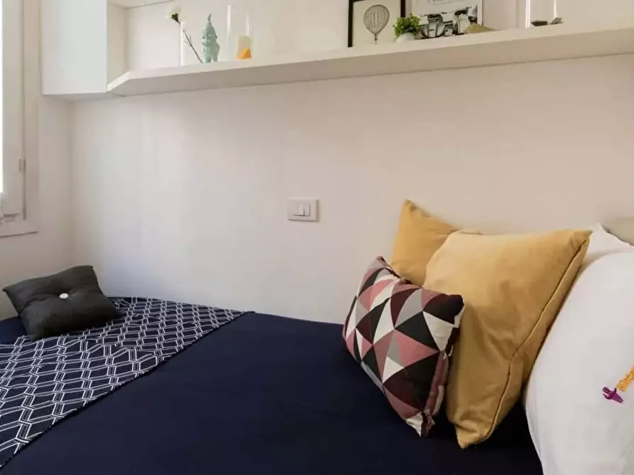 Immagine 8 di Appartamento in affitto  in Via Pontaccio a Milano