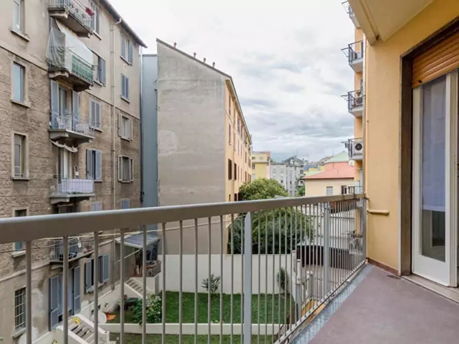 Immagine 5 di Camera in affitto  in Via Renato Fucini14 a Milano