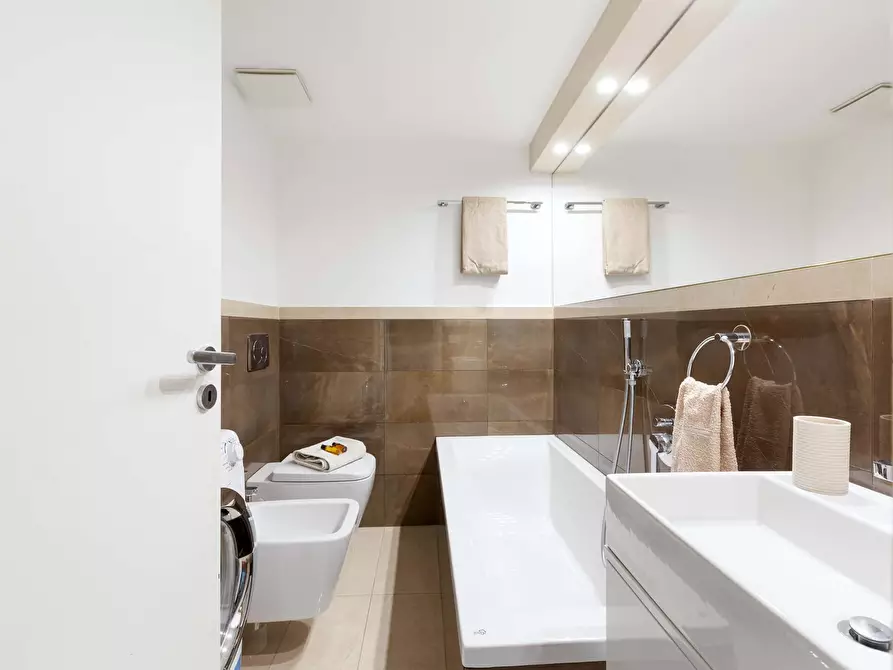 Immagine 9 di Appartamento in affitto  in Via Cernaia4 a Milano